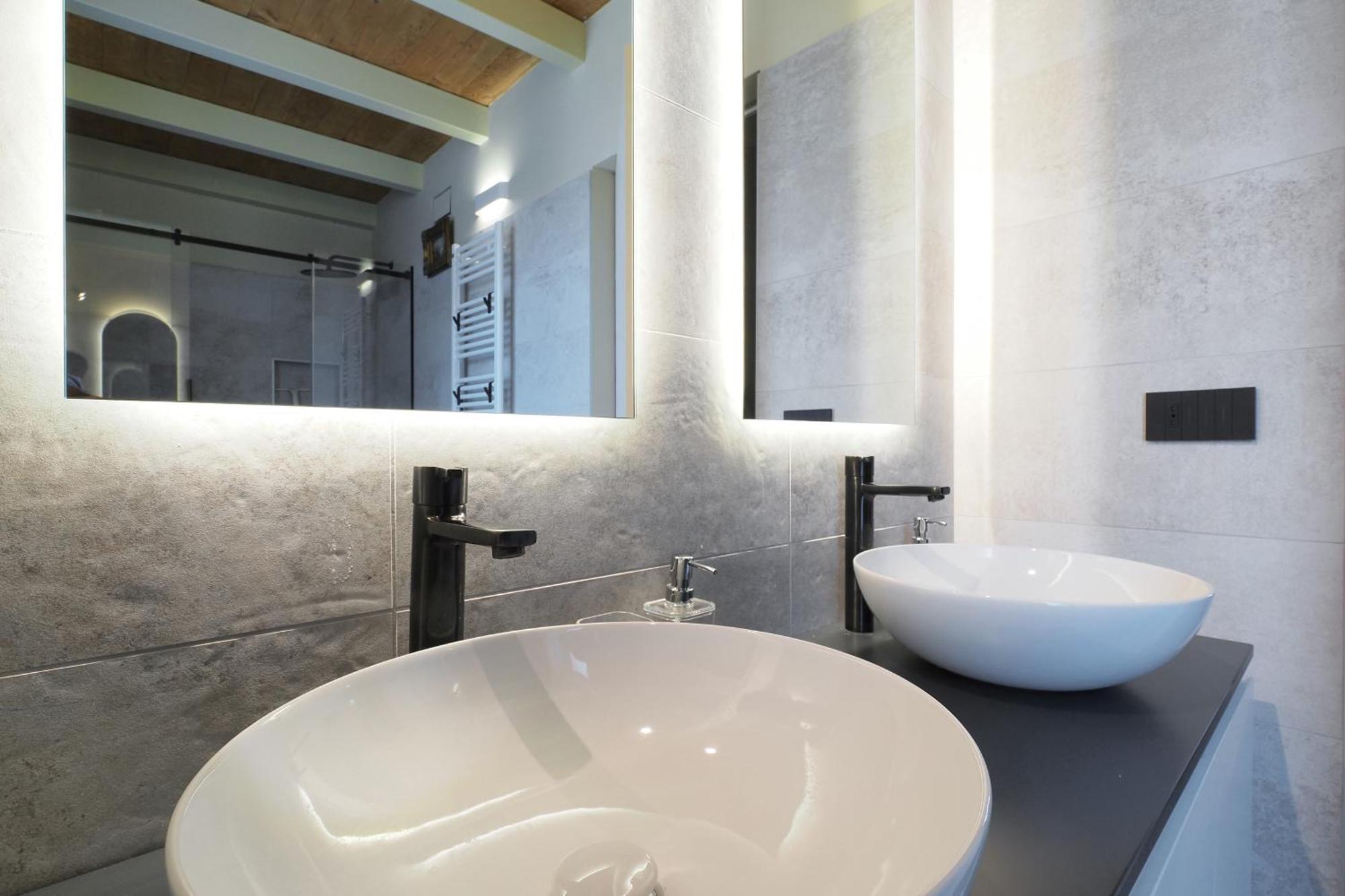 Primopiano - Zumbini G Apartment Milan Luaran gambar